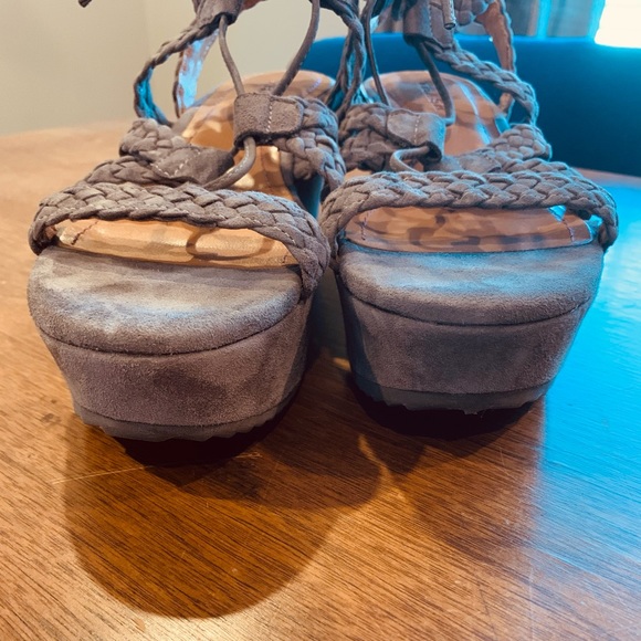 Trask Patrice Sandals - Picture 4 of 8